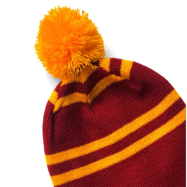 Gryffindor hat and scarf set