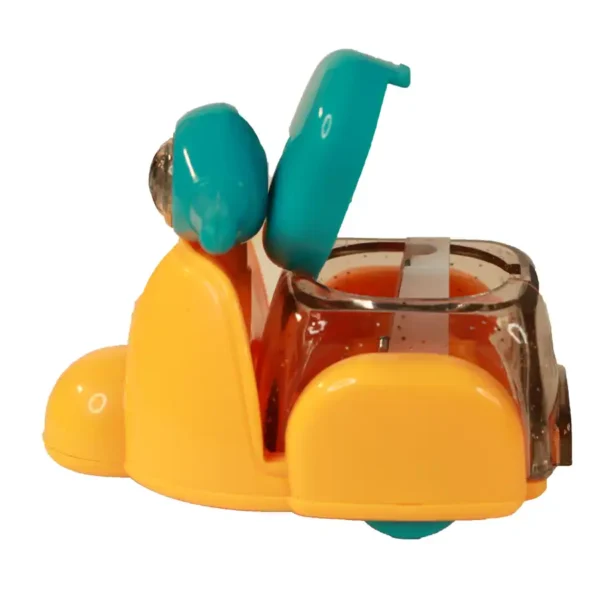Fancy gear cutting Vespa motor model
