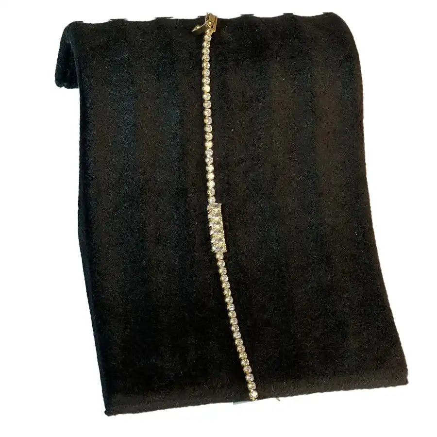 Steel bracelet with jewels